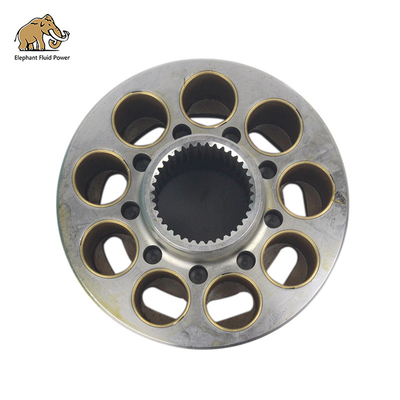Trong kho CAAT 336F Phòng chứa phụ tùng bơm thủy lực